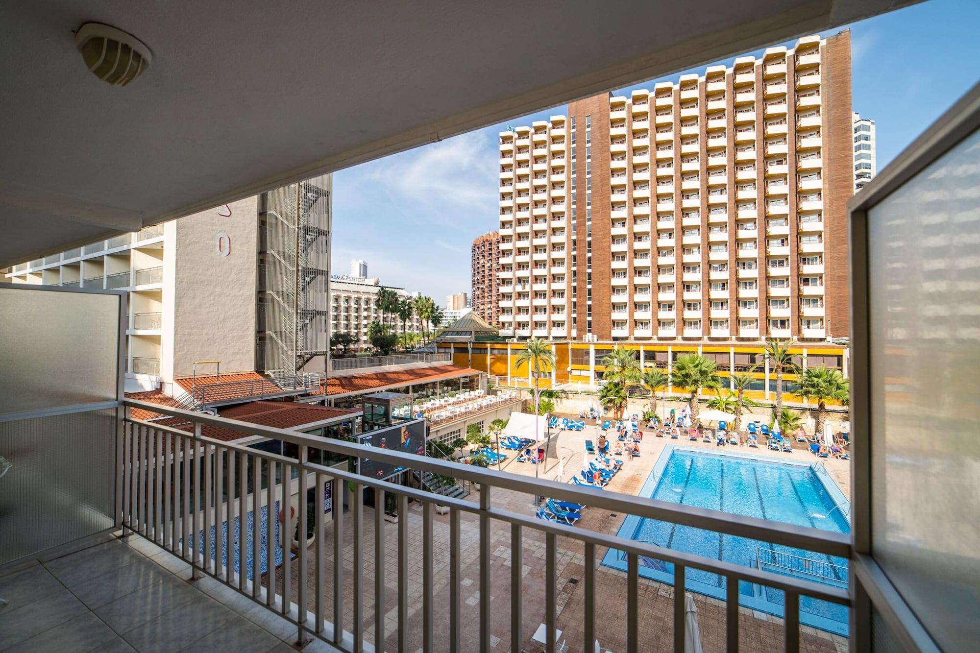 Hotel Servigroup Calypso Benidorm Extérieur photo